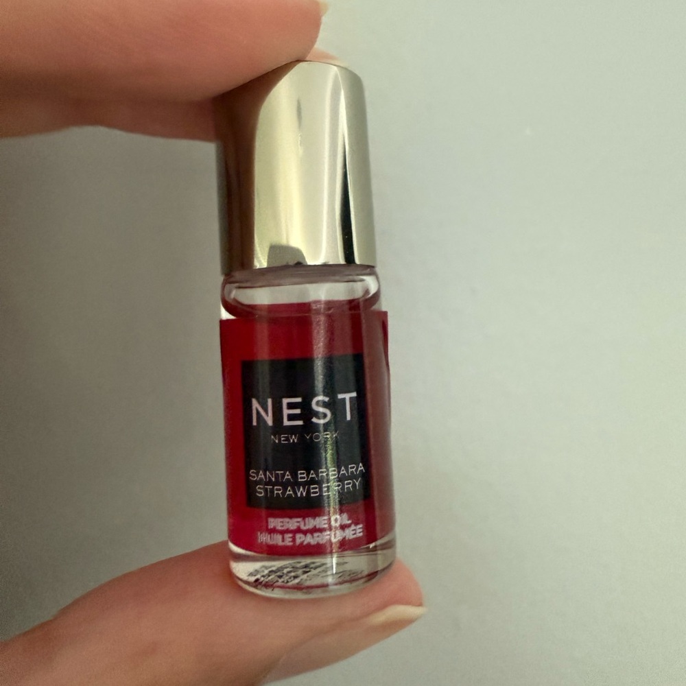 Nest Strawberry Scent Oil Mini/travel size